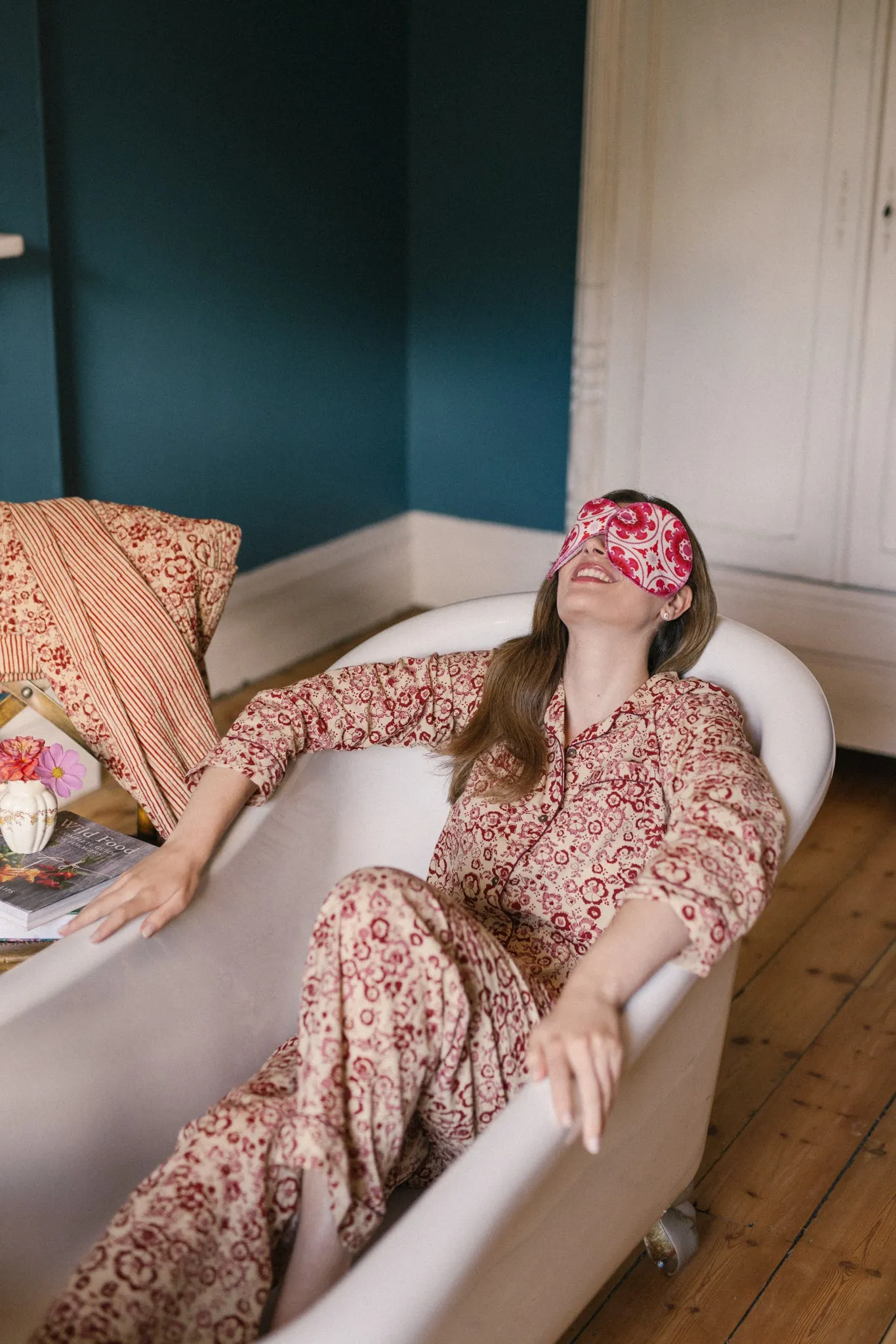 Face Wipes (Set of 6) in Pink Retro Print